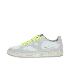 Victoria Sneakers 8806105