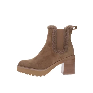 Callaghan Tronchetto