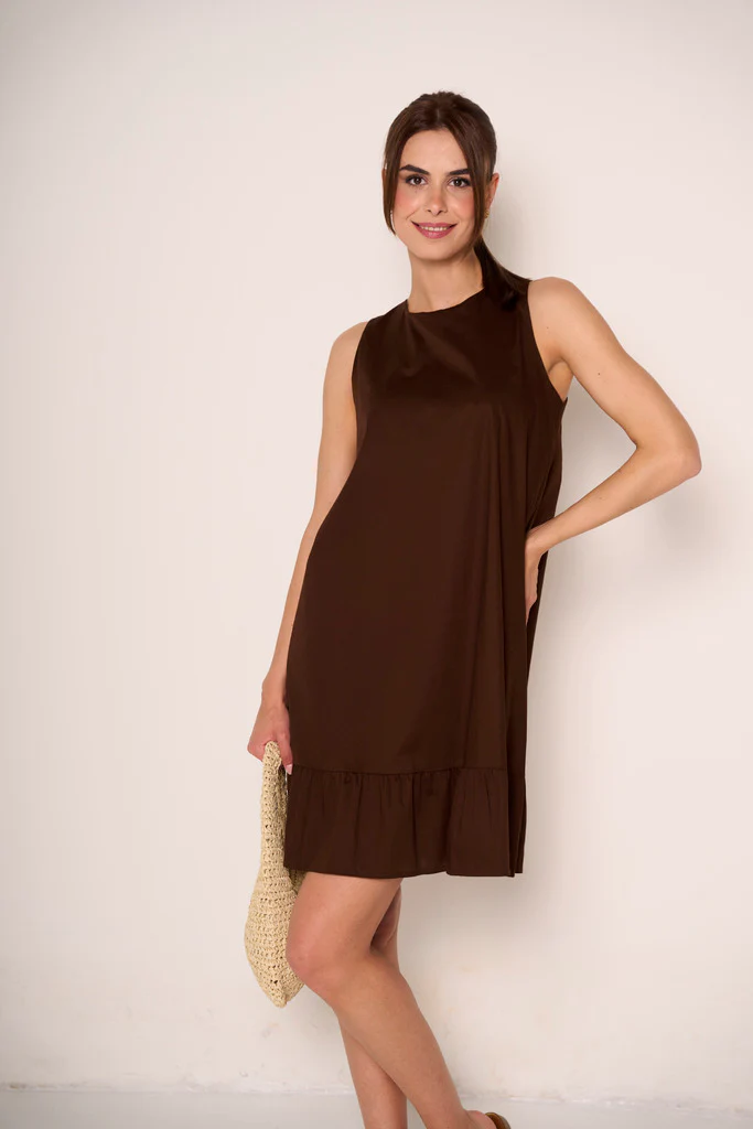Abito marrone senza maniche con balze - immagine 2