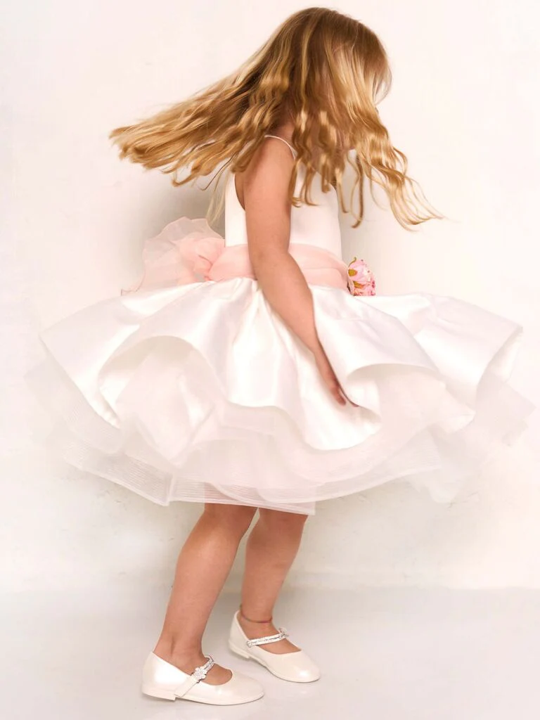 Abito da cerimonia con fiore rimovibile - immagine 4