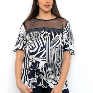 Blusa con trasparenza