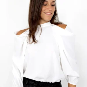 Blusa cut out su spalle
