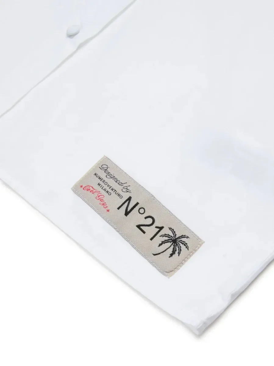 CAMICIA BIANCA SMANICATA CON EFFETTO GIOIELLO SUL COLLO N21 - immagine 5