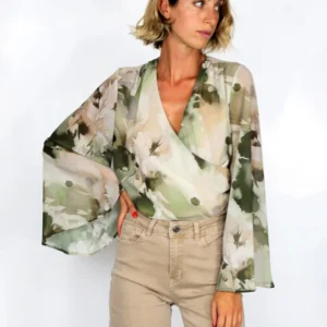 Camicia cropped in fantasia