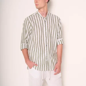 Camicia con collo alla coreana a righe