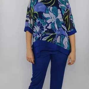 Completo elegante fantasia floreale con pantalone blu royal