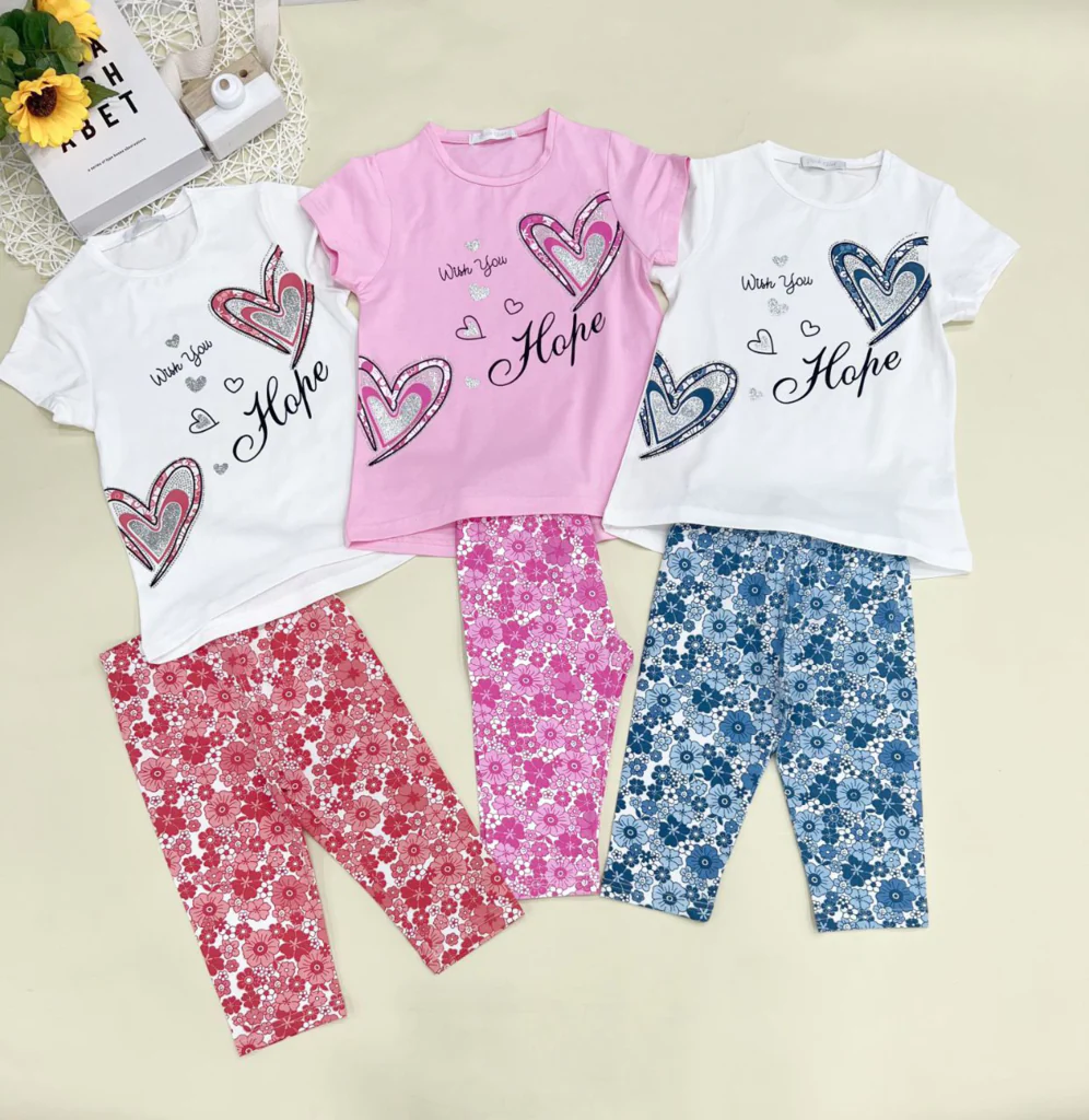 Completo con pantaloni in fantasia