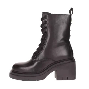 Blauer Tronchetto F2ZENDA01 LEA BLK