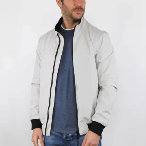 Giubbotto tecnico con contrasti