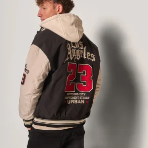 Giubbotto college con scritte