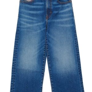 JEANS BLU CON LOGO SUL RETRO ROSSO DIESEL