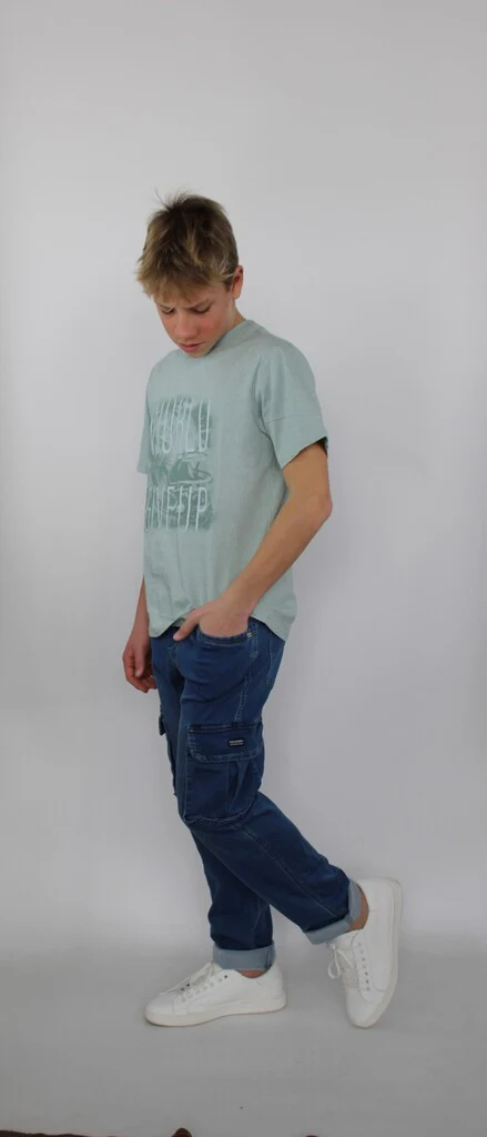 Jeans con tasconi e risvolti - immagine 3