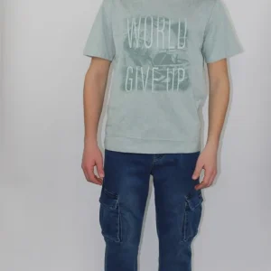 Jeans con tasconi e risvolti