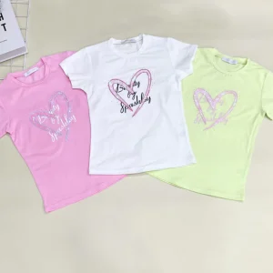 T-shirt con stampa e scritta