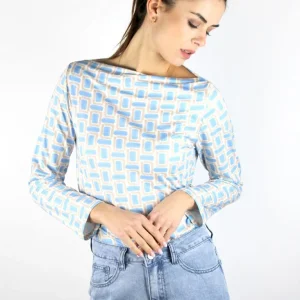 Maglia scollo a barca geometrica