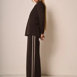 Pantalone ampio con bande laterali