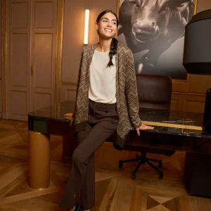 Pantalone dritto con spacco