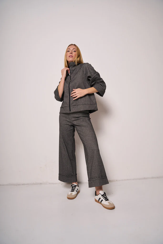 Pantalone donna wide leg con risvolto