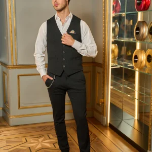 Pantalone uomo elegante con catena