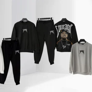 Tuta da bambino con stampa posteriore